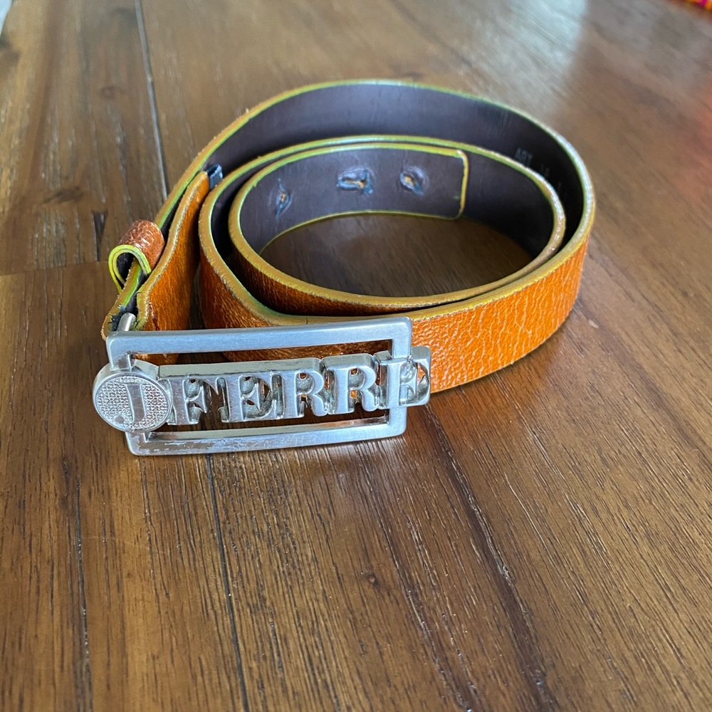 Woman belt